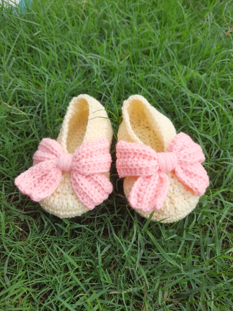 Pastel Baby Booties